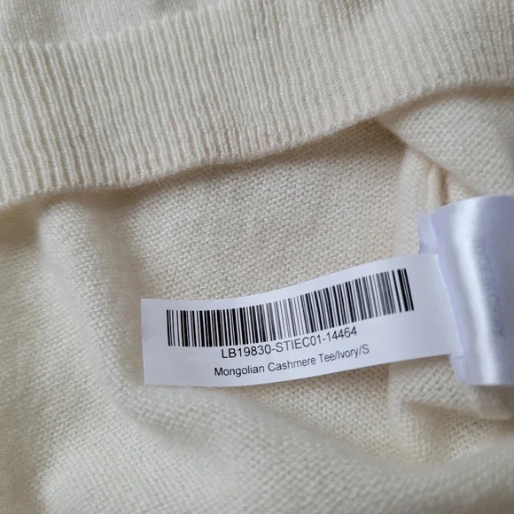 NWT Quince 100% Mongolian Cashmere Cloud Cocoon Tee, Ivory, S ☁️ - Picture 7 of 12